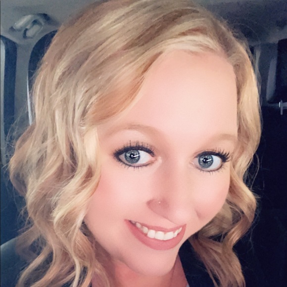 Meet your Posher, Shana - Picture 5 of 15